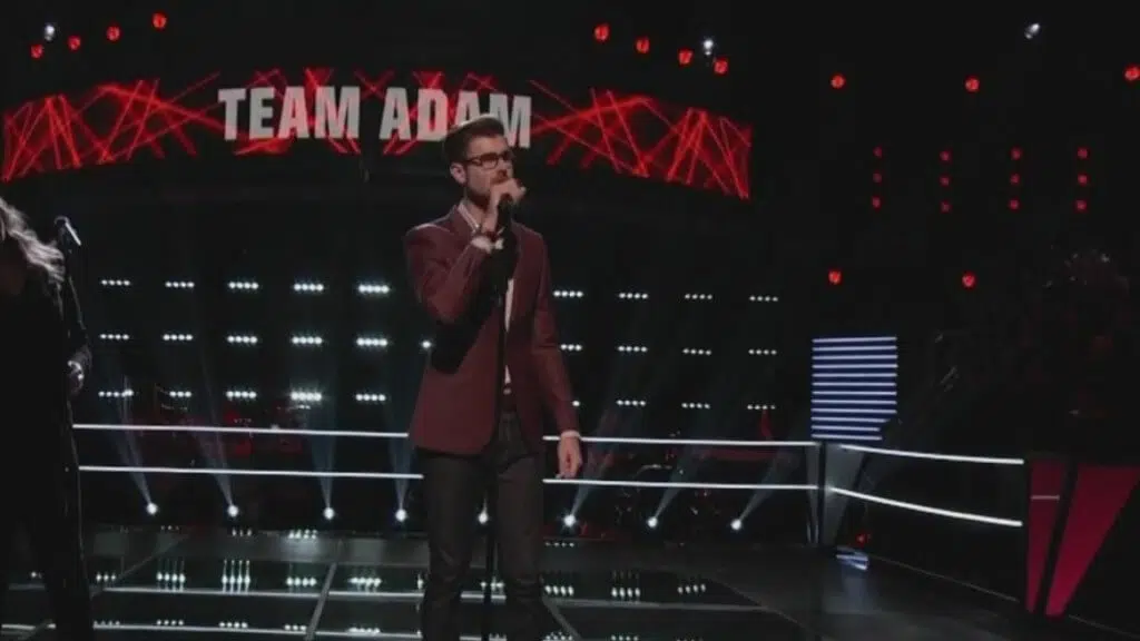 The Voice Battle Round: Ryan Quinn sings "Maybe I'm Amazed"